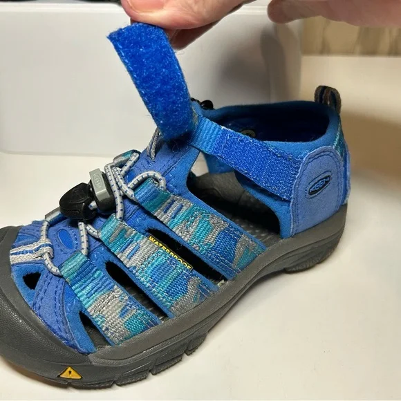 Keen Newport H2 Toddler Boy 12 Closed Toe Blue Gray Camo Black Waterproof - Picture 13 of 14